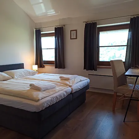 Pri Nemocnici * Banská Bystrica